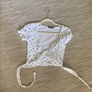 Brandy Melville wrap around short sleeve top